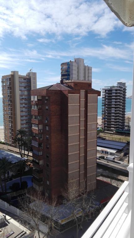 Apartamentos Los Caballos Benidorm Exteriör bild